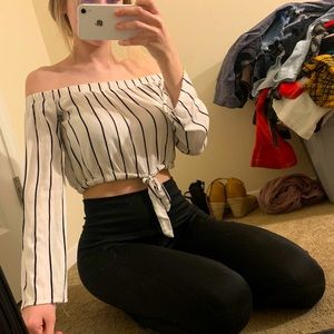 off the shoulder crop top🥰